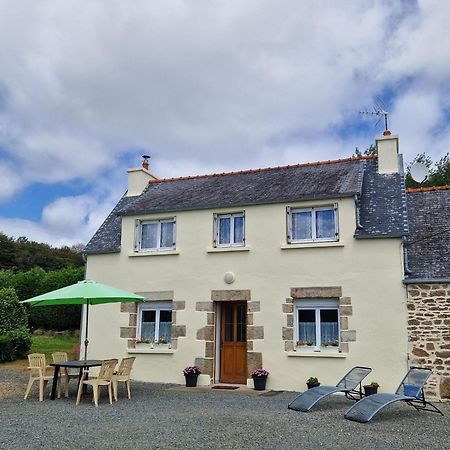 Holiday Home In The Countryside Near The Beach Guerlesquin 외부 사진